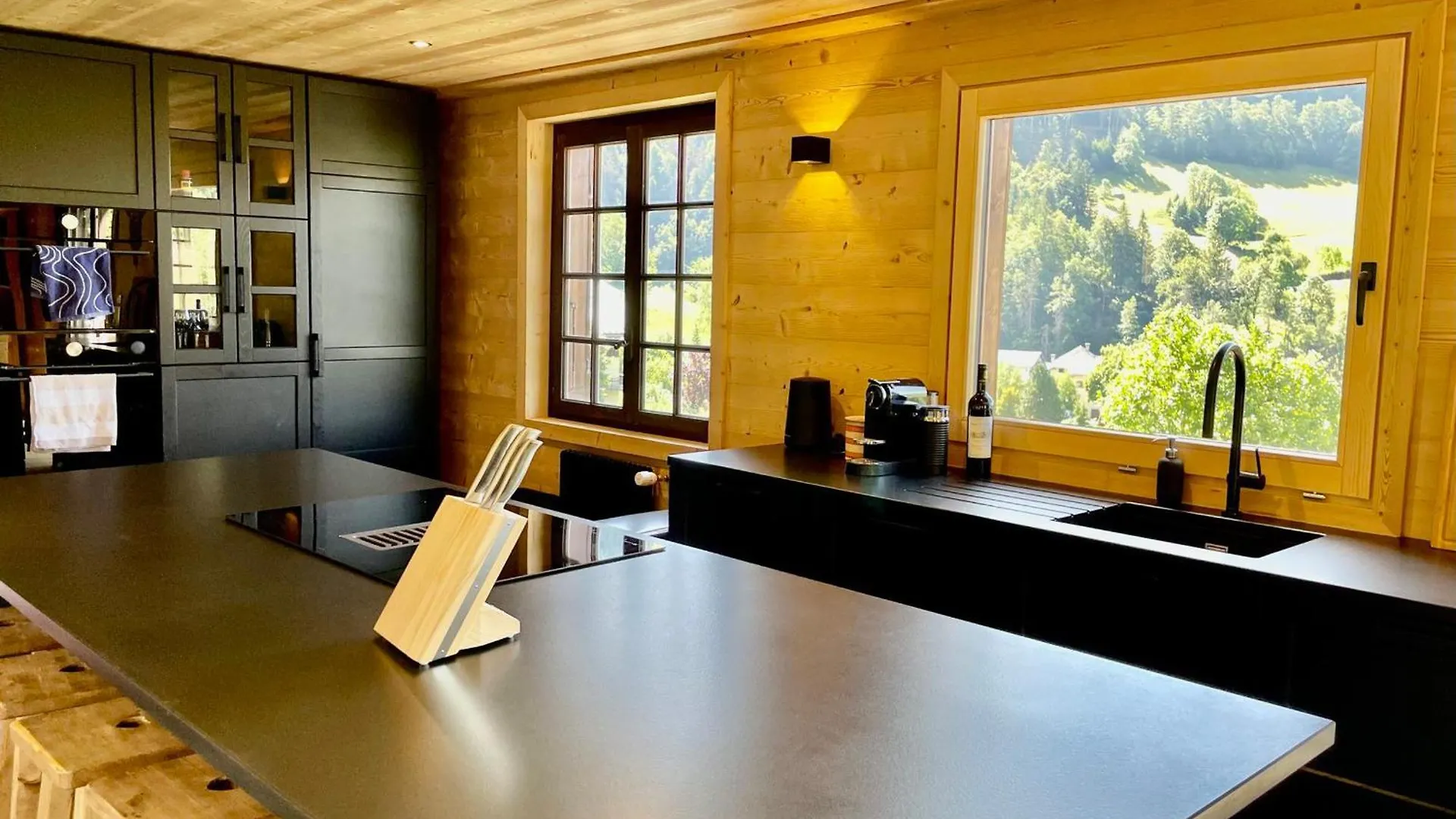 Chalet Cosy Renove, 4 Chambres, Terrasse, Wifi, Parking, Pres Village Et Ski-Bus - Fr-1-505-191 Flumet 0*,